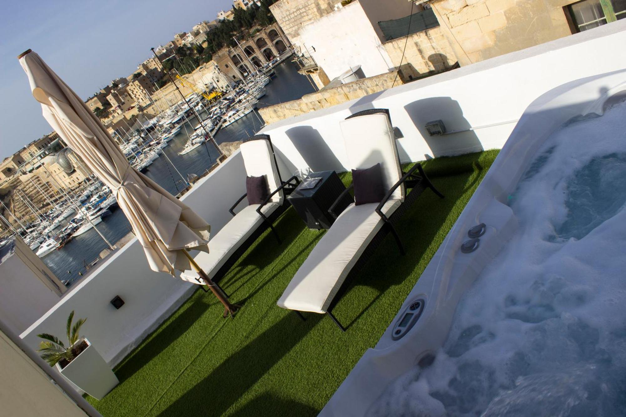 Budget Room 1 Floor Private Bathroom Ground Floor Birgu Luaran gambar